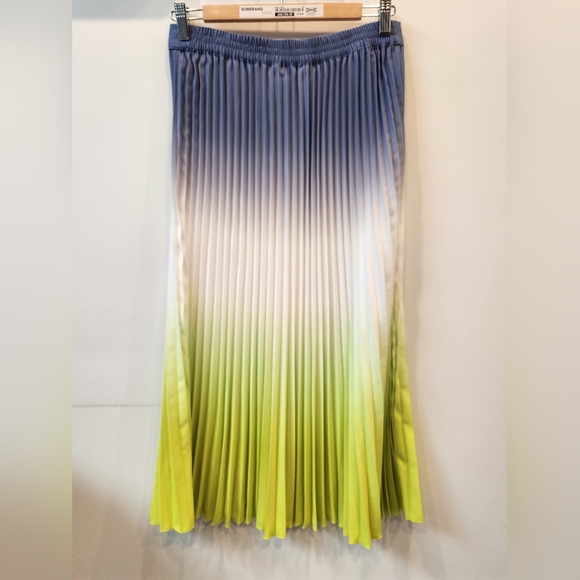 Marks & Spencer Pleated Midi Skirt, Blue Ombre, Size US 8 - Picture 2 of 9